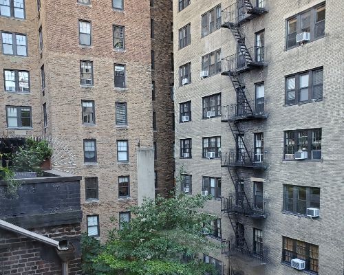 Sixteen story fire escape